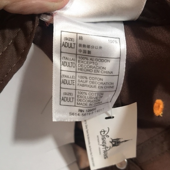 Disney Parks NWT Donald, Oswald, Grumpy, & Mickey Character Beer Label Cap - Picture 9 of 10